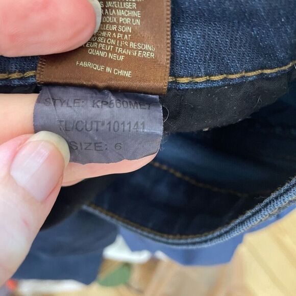 Kut from the Kloth Dark Wash Straight Leg Jeans Size 6 Style low kp560me7 - Picture 6 of 6